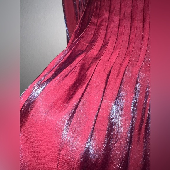 🌸🪩✨Bright Pink Blouse🌸🪩✨ - Picture 3 of 6